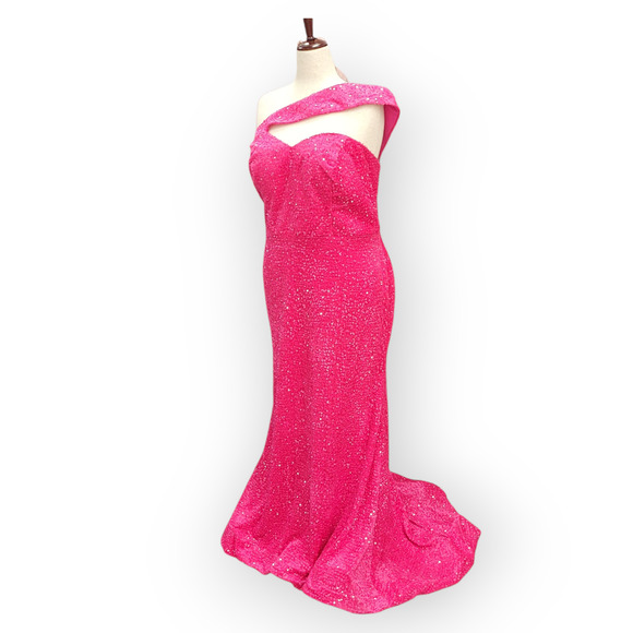 Hot Pink Evening Gown Size 24 - Picture 9 of 11